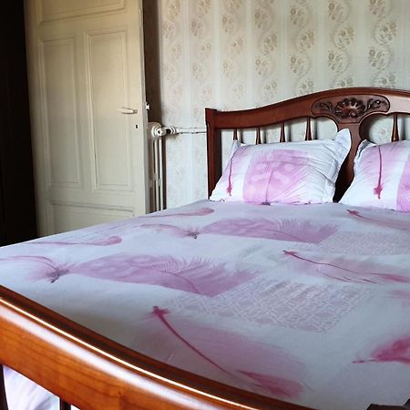 Les Chambres Chez David Riom Ngoại thất bức ảnh